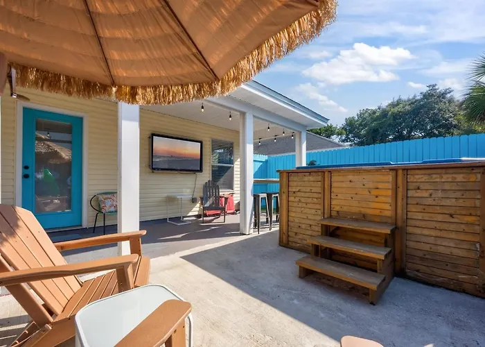 Private Beach Access, Fenced Yard & Pet Friendly, Pool, Cabana Life Beach House