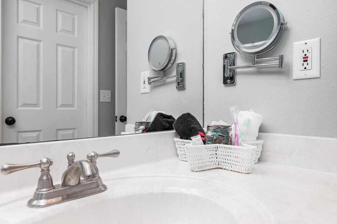 Ferienhaus Private Access, Fenced Yard & Pet Friendly, Pool, Life House Destin